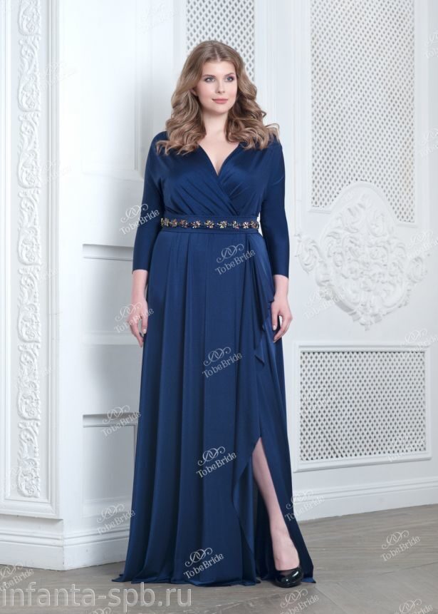 Вечернее платье синего цвета с завышенной талией
